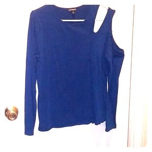 Long sleeve off the shoulder